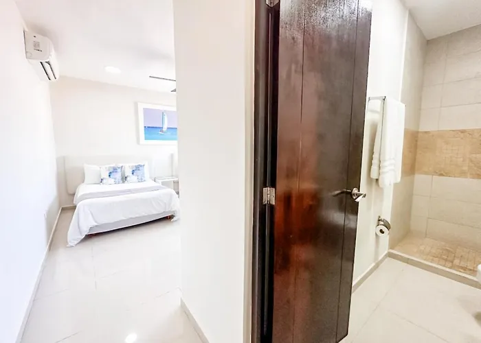 Sabbia Block From 5th Apartment